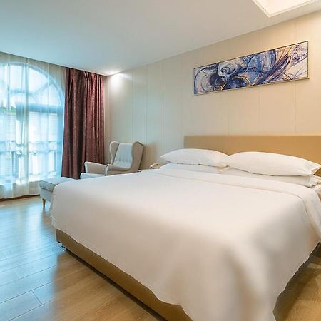 Vienna Hotel Zhuhai Xiangzhou Bus Station Экстерьер фото